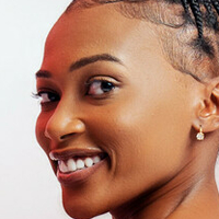 Аалія Кінг Оголені