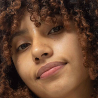 Еббі Бу Оголені