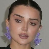 Адельвейгель Оголені