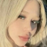 Адріана Санчез Оголені