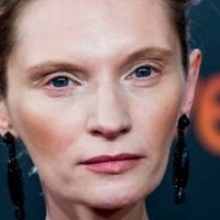 Агата Бузек Оголені