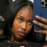 Акейла Марі Оголені