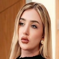 Алессія Перес Оголені