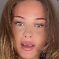 Алессиасxr Оголені