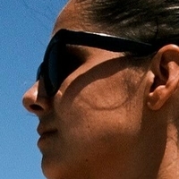 Алекс Янкулеску Оголені