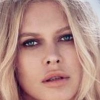 Аліція Рухала Оголені