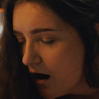 Аліса Горакова Оголені