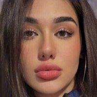 Алісія Райлі Оголені