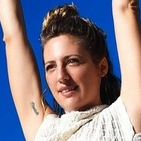 Аллі Віллоу Оголені