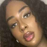 Ембер Онассіс Оголені