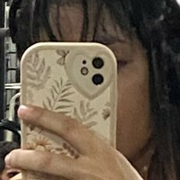 Анакаролінасакау Оголені