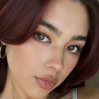 Андреа Шіма Оголені