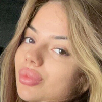 Андреа Олена Оголені