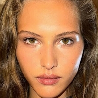 Анджеліна Кендалл Оголені