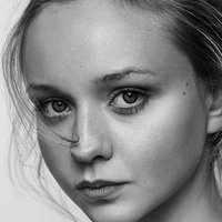 Анна Острем Оголені