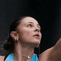 Анна Фрей Оголені