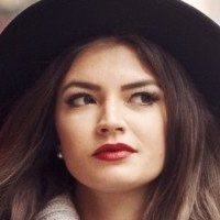 Анна-Ліа Попп Оголені