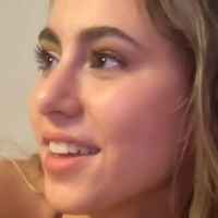 Аполло Кіара Оголені