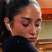 Аріана де Хесус Оголені