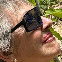 Ешлі Гаваї Оголені