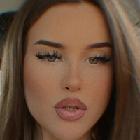 Беатрікс Оголені