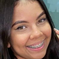 Беатріс Араужо Оголені