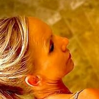 Белла Баре Оголені