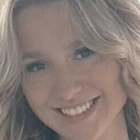 Бриттмейбрі Оголені