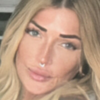 Брук Джеймс Оголені