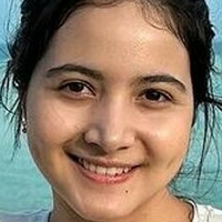 Булан Сутена Оголені