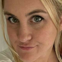 Кеті Пі Оголені