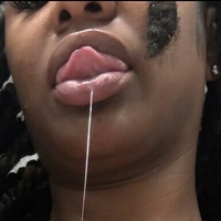 Чампайн.е Оголені