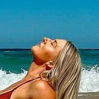Чонтел Саммер Хотвайф Оголені