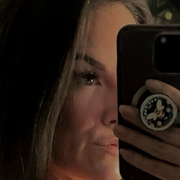 Сі.Ніколь Оголені