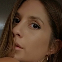 Кортні Оголені