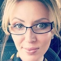 Крістал Бейкер Оголені