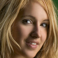 Даніела Рош Оголені