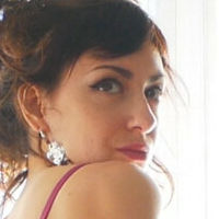 ДарсАмберле Оголені