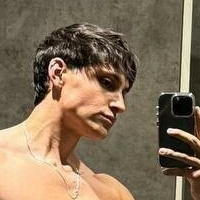 Дастін Еванс Оголені