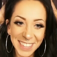 Діедоні Оголені