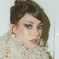 Ділан Чічек Деніз Оголені