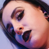 ДивінліХер Оголені