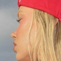 Доріна Гегічи Оголені