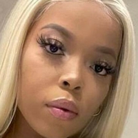 Елізабет Робінсон Оголені