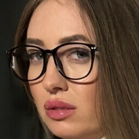 Еліна Лис Оголені