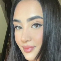 Еліза Гез Оголені