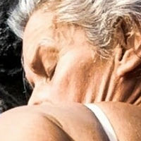 Еллантоніофіційний Оголені