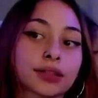 Емілі Стоун Оголені