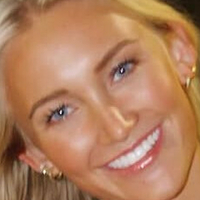 Емма Ліповіц Оголені