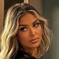 Емма Нова Оголені